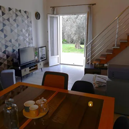 Les Oliviers - Maison 6-8 Personnes