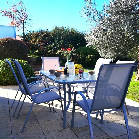 Les Oliviers - Maison 6-8 Personnes *